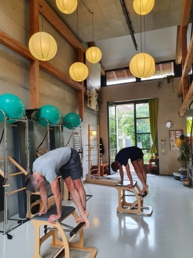 Cours de Pilates, Gyrotonic et Yoga à Genève - Cours Pilates à Genève - Studio Pilates de grande qualité - Le Pilates Loft Thônex
